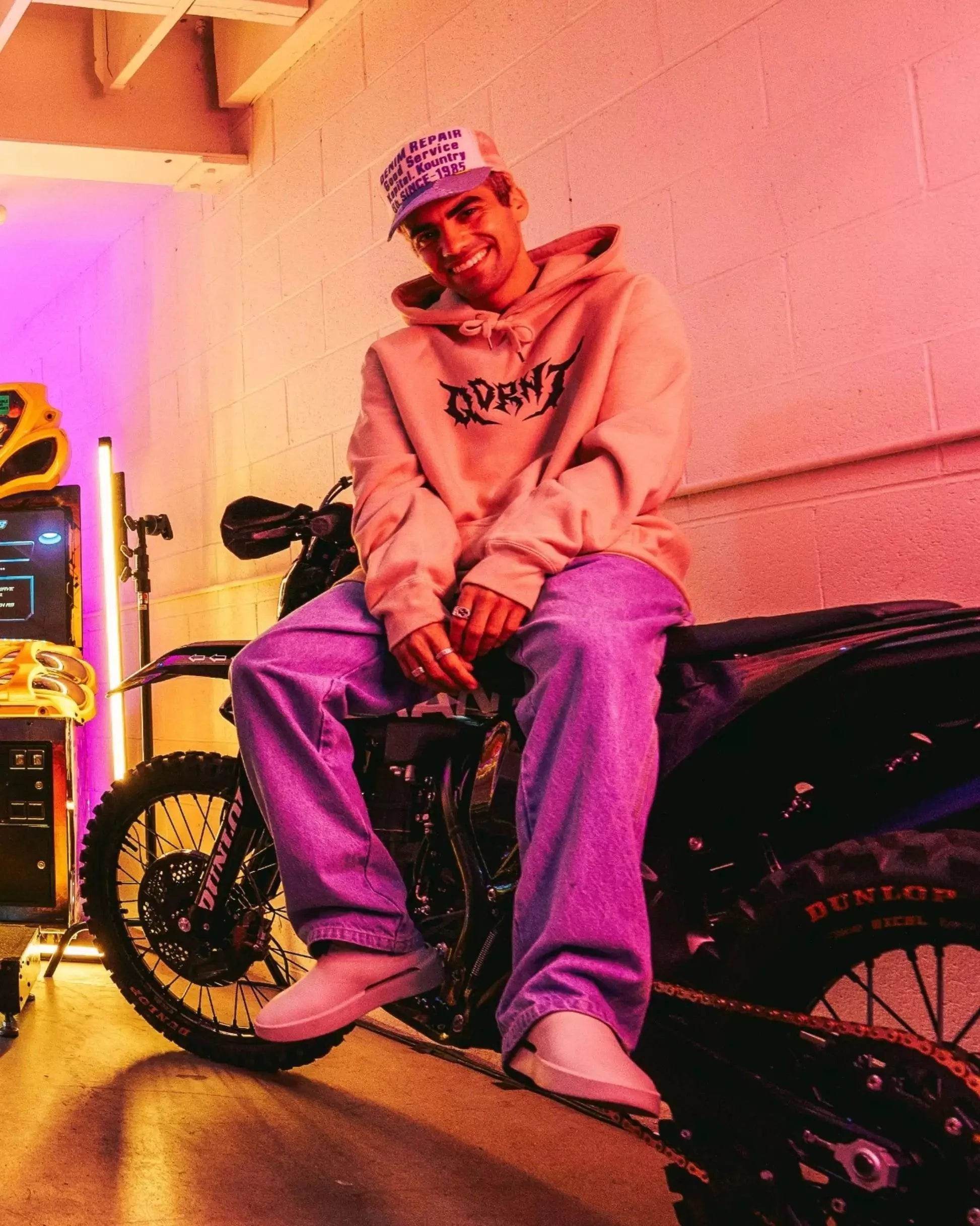 METAL DUSTY PINK HOODIE - Dash Racegear Store