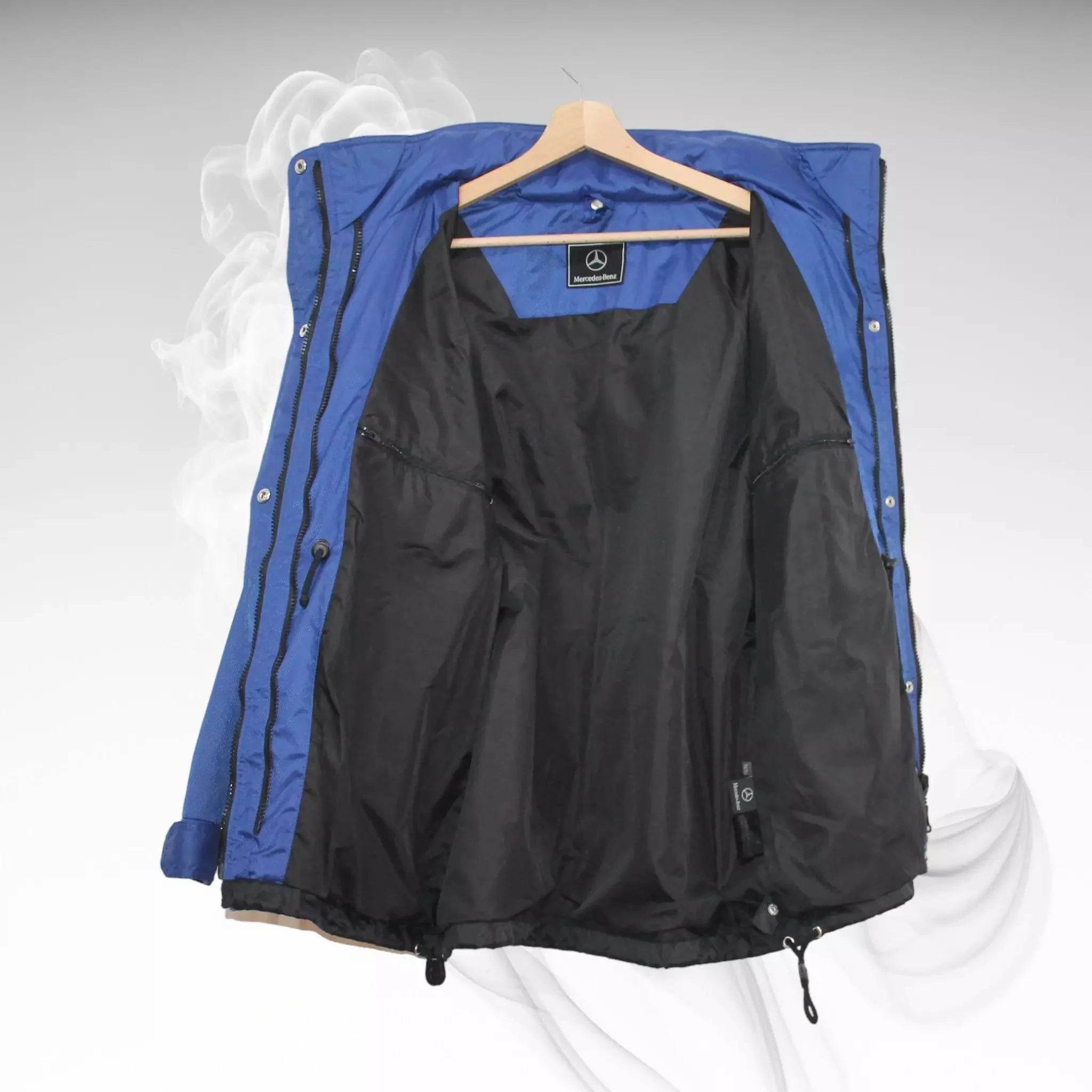 Vintage Mercedes Benz F1 Waterproof Hooded Jacket - Dash Racegear Store