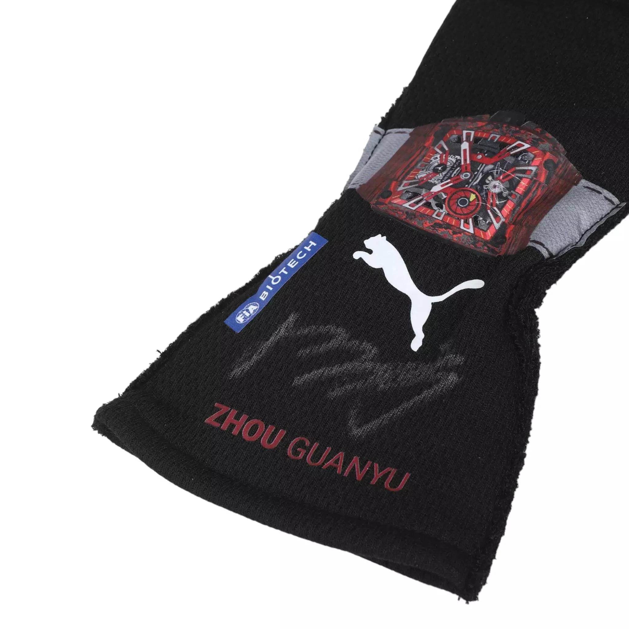 2023 Zhou Guanyu Replica Alfa Romeo F1 Race Gloves - Dash Racegear Store